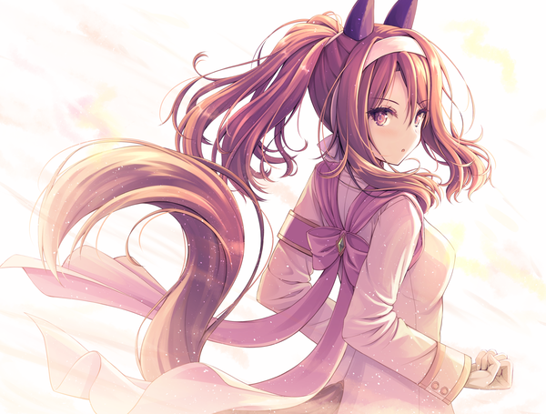 Anime picture 2000x1516 with umamusume king halo (umamusume) king halo (noble white cheer attire) (umamusume) akashio (loli ace) single long hair looking at viewer fringe highres hair between eyes brown hair brown eyes animal ears upper body ponytail tail animal tail turning head official alternate costume horse ears
