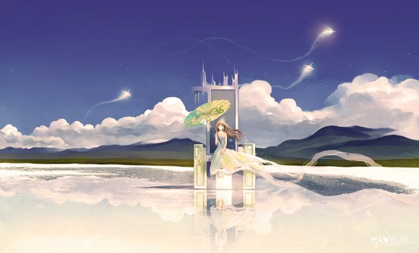 Anime picture 1440x870 with original hanyijie single long hair brown hair wide image standing sky cloud (clouds) wind black eyes landscape girl dress animal water white dress bird (birds) umbrella throne