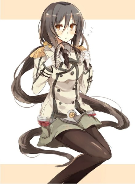 Anime picture 640x875 with kantai collection original kinona (kino10) single tall image blush black hair sitting holding brown eyes bent knee (knees) ponytail very long hair girl skirt gloves uniform pantyhose necktie white gloves