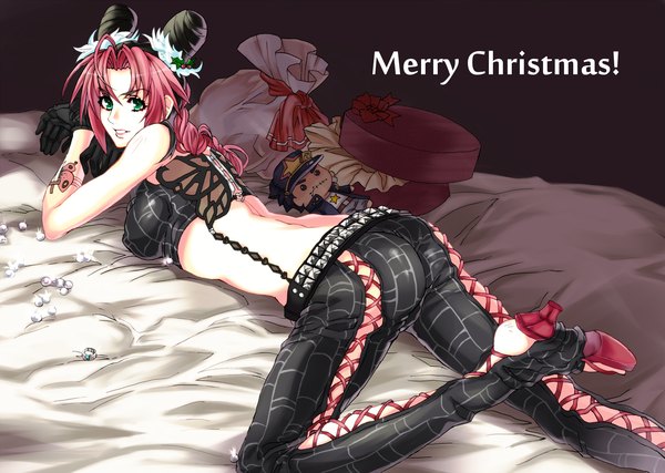 Anime picture 1740x1240 with jojo no kimyou na bouken kujo jotaro kujo jolyne berry-a single long hair looking at viewer highres light erotic bare shoulders green eyes pink hair lying back christmas merry christmas girl gloves shoes gift