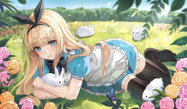 Anime picture 2162x1265 with alice in wonderland alice (wonderland) poise single long hair looking at viewer fringe highres blonde hair smile wide image sky full body lying blunt bangs aqua eyes mole short sleeves no shoes mole under eye