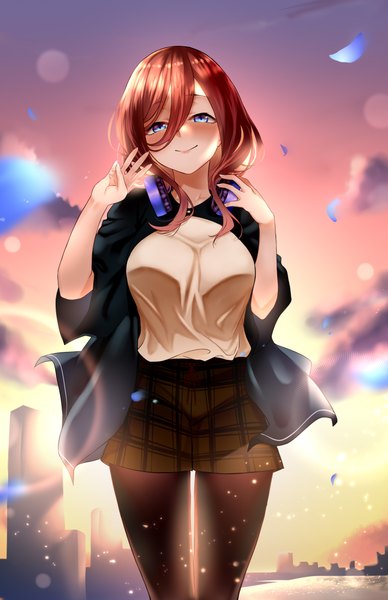 Anime picture 2843x4389 with go-toubun no hanayome nakano miku zasshu single long hair tall image looking at viewer blush fringe highres blue eyes smile hair between eyes brown hair sky cloud (clouds) outdoors alternate costume city evening