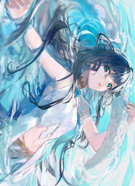 Anime picture 989x1365 with original punu 26 single long hair tall image looking at viewer fringe black hair hair between eyes upper body ahoge tail horn (horns) aqua eyes bare belly sleeveless partially submerged afloat sideways girl