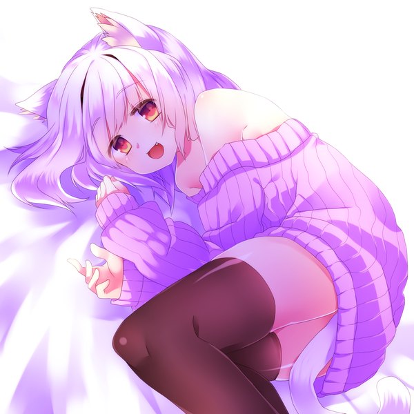 Anime picture 2000x2000 with original kagami reido (artist) single blush highres short hair open mouth smile bare shoulders animal ears purple hair white hair lying animal tail cat ears teeth cat tail orange eyes fang (fangs) girl