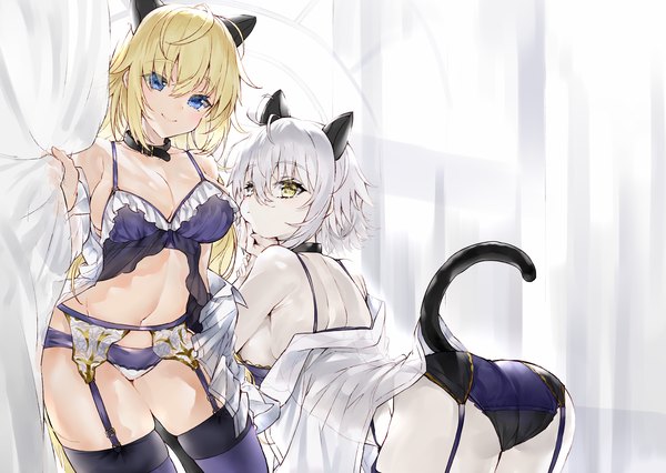 Anime-Bild 2000x1422 mit fate (series) fate/grand order jeanne d'arc (fate) (all) jeanne d'arc alter (fate) jeanne d'arc (fate) kou mashiro looking at viewer blush fringe highres short hair breasts blue eyes light erotic blonde hair smile hair between eyes large breasts standing bare shoulders