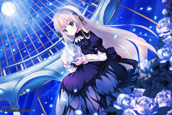 Anime picture 1400x941 with gosick studio bones victorique de blois kaho okashii single long hair blonde hair sitting green eyes blurry night loli goth-loli girl dress flower (flowers) hairband black dress insect butterfly
