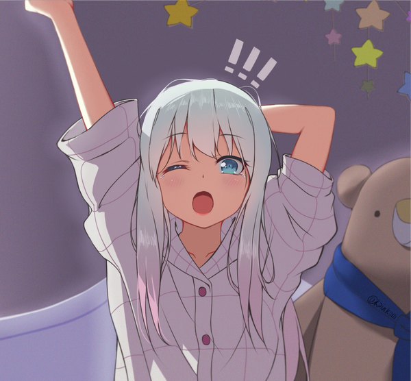 Anime picture 919x853 with eromanga sensei a-1 pictures izumi sagiri qingchen long hair looking at viewer fringe open mouth blue eyes silver hair upper body one eye closed arm behind head messy hair ! yawn sleepy girl shirt star (symbol)