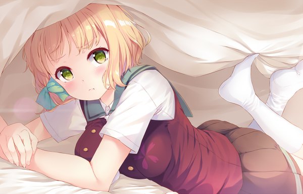 Anime picture 1209x777 with original misaki (komone ushio) komone ushio single looking at viewer blush short hair blonde hair green eyes under covers girl skirt uniform bow hair bow school uniform miniskirt socks white socks