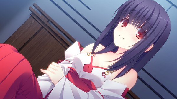 Anime picture 1280x720 with magical dears takanashi saya single long hair looking at viewer black hair red eyes wide image sitting game cg traditional clothes japanese clothes miko girl