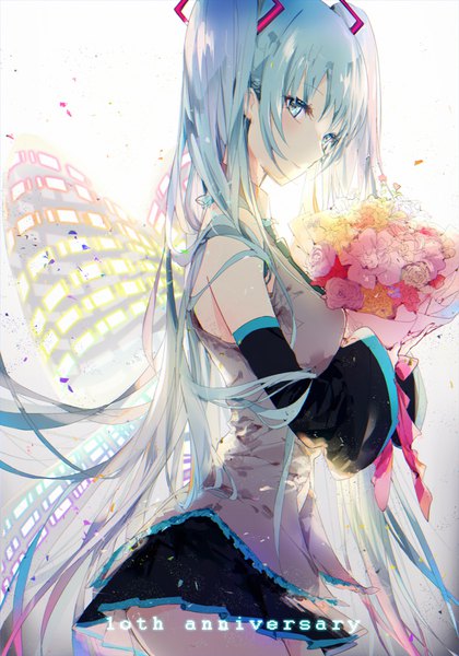 Anime picture 788x1125 with vocaloid hatsune miku kinokohime single long hair tall image looking at viewer fringe hair between eyes twintails bare shoulders holding payot very long hair head tilt pleated skirt aqua eyes light smile aqua hair gradient background