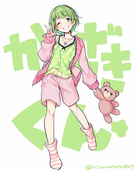 Anime picture 1479x1848 with virtual youtuber nijisanji morinaka kazaki miyukiyo single tall image short hair smile green eyes signed full body head tilt green hair character names twitter username victory girl socks pendant toy