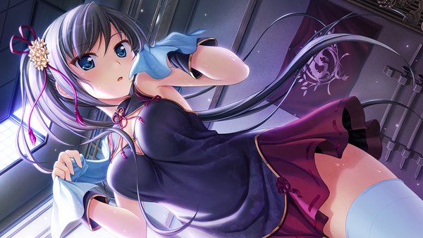 Anime picture 2560x1440 with sen no hatou, tsukisome no kouki natsuno io single long hair blush highres open mouth blue eyes light erotic black hair wide image game cg girl thighhighs skirt ribbon (ribbons) hair ribbon miniskirt white thighhighs