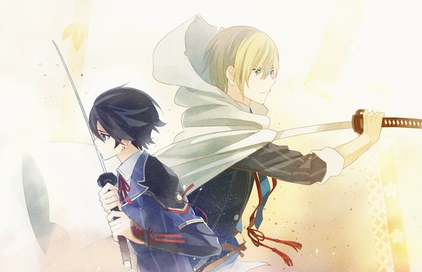 Anime picture 900x580 with touken ranbu nitroplus yamanbagiri kunihiro horikawa kunihiro takerusilt fringe short hair black hair blonde hair hair between eyes looking away profile multiple boys kiss fighting stance serious boy weapon cape 2 boys