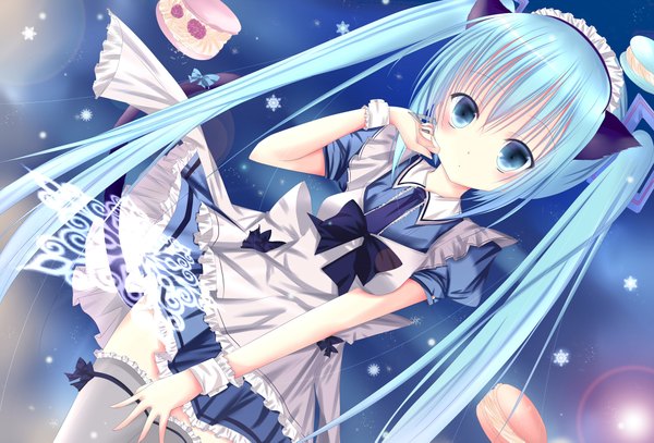 Anime picture 2000x1357 with vocaloid hatsune miku qianyue xunri single looking at viewer highres twintails very long hair aqua eyes aqua hair maid girl thighhighs dress bow white thighhighs food headdress sweets maid headdress