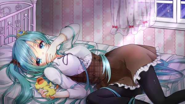 Anime picture 2560x1440 with vocaloid hatsune miku aoi (kiyokiyoaomushi) single looking at viewer highres wide image twintails indoors lying very long hair aqua eyes aqua hair girl dress pantyhose bed