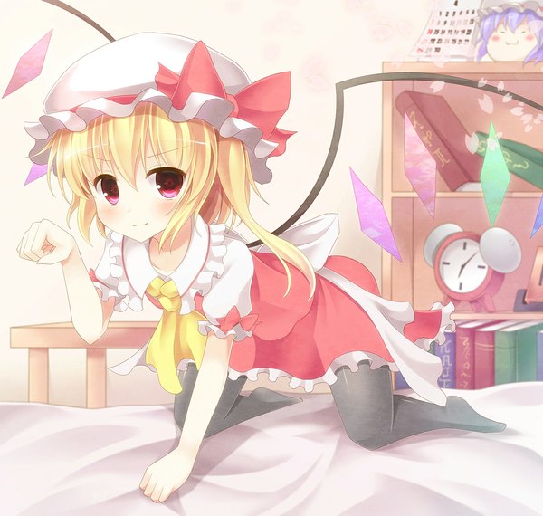 Anime picture 1102x1047 with touhou flandre scarlet remilia scarlet aibumi single looking at viewer short hair blonde hair red eyes paw pose girl dress skirt wings bed bonnet skirt set crystal