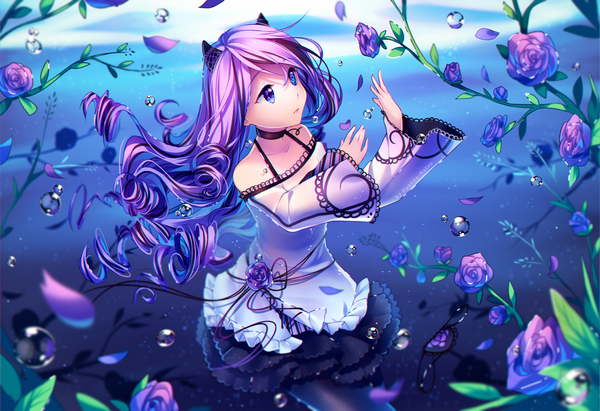 Anime picture 1200x823 with original hyanna-natsu single long hair blue eyes purple eyes bare shoulders long sleeves horn (horns) from above wide sleeves heterochromia floating hair outstretched arm drill hair looking up underwater girl skirt flower (flowers)