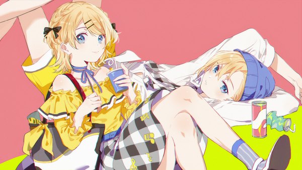 Anime picture 1400x787 with vocaloid kagamine rin kagamine len kanose looking at viewer fringe short hair blue eyes simple background blonde hair smile hair between eyes wide image sitting bare shoulders lying crossed legs plaid skirt pink background siblings