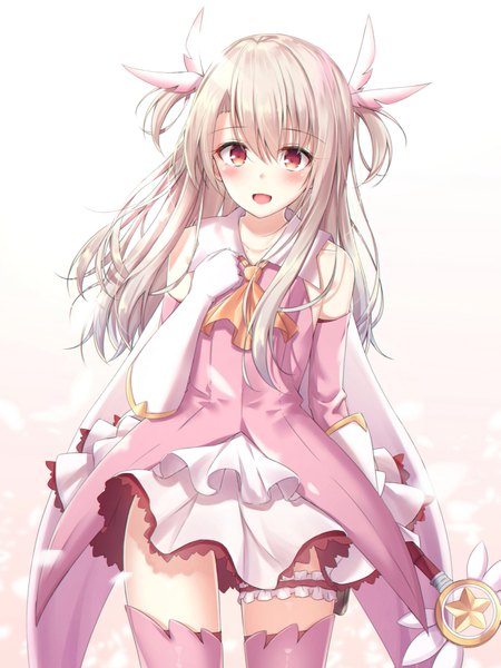Anime picture 800x1067 with fate (series) fate/kaleid liner prisma illya illyasviel von einzbern prisma illya magical ruby akira (been0328) single long hair tall image looking at viewer blush fringe open mouth simple background blonde hair smile hair between eyes red eyes standing white background