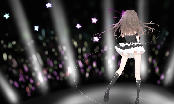 Anime picture 4977x2972 with idolmaster idolmaster cinderella girls shibuya rin pkq single long hair highres brown hair wide image standing bare shoulders absurdres bent knee (knees) from behind blurry high heels depth of field floating hair standing on one leg singing