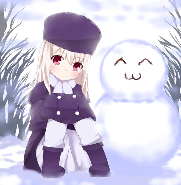 Anime picture 1500x1534 with fate (series) fate/stay night fate/zero studio deen type-moon illyasviel von einzbern single long hair tall image blush smile red eyes white hair loli ^ ^ :3 fur hat girl hat cap