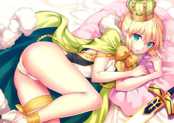 Anime picture 800x566 with fate (series) fate/grand order fate/stay night artoria pendragon (all) saber nishimura eri single looking at viewer fringe short hair light erotic blonde hair hair between eyes bent knee (knees) ass lying aqua eyes from above high heels fur trim