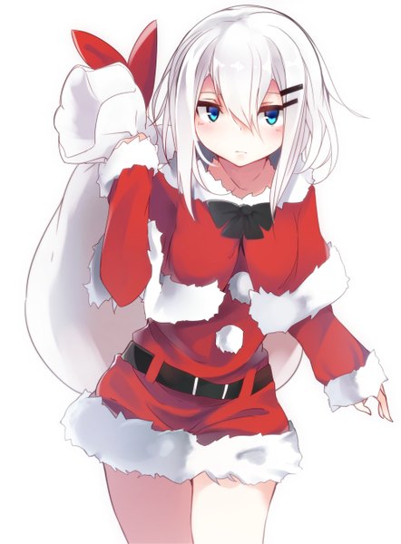 Anime picture 1000x1355 with original ringo-chan (otokuyou) otokuyou single tall image looking at viewer blush fringe short hair blue eyes simple background hair between eyes white background holding payot white hair long sleeves fur trim christmas girl