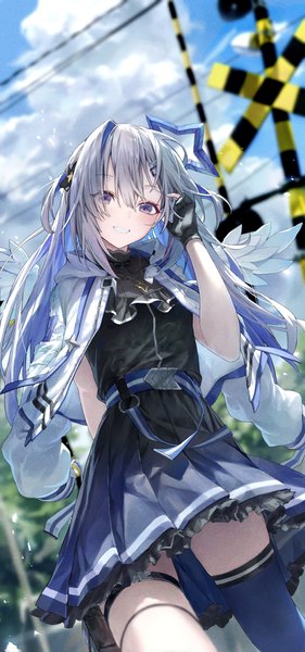 Anime picture 3093x6599 with virtual youtuber hololive amane kanata amane kanata (3rd costume) fudepenbrushpen single long hair tall image highres smile purple eyes absurdres sky silver hair cloud (clouds) outdoors multicolored hair two-tone hair two side up grin