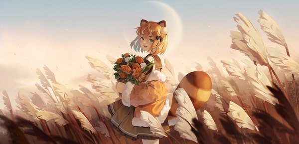 Anime picture 2240x1080 with virtual youtuber ailurus (vtuber) ji dao ji single looking at viewer blush fringe highres short hair open mouth blonde hair smile wide image standing holding green eyes animal ears sky tail blunt bangs
