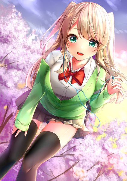 Anime picture 2000x2828 with original rukinya (nyanko mogumogu) single long hair tall image looking at viewer blush fringe highres open mouth blonde hair smile standing holding green eyes payot sky cloud (clouds) bent knee (knees) outdoors