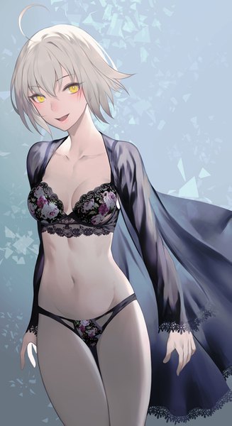 Anime-Bild 701x1285 mit fate (series) fate/grand order jeanne d'arc (fate) (all) jeanne d'arc alter (fate) salmon88 single tall image looking at viewer blush fringe short hair breasts open mouth light erotic simple background smile standing yellow eyes cleavage silver hair