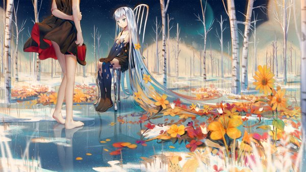 Anime picture 1920x1080 with original ji dao ji fringe highres blue eyes wide image standing sitting bare shoulders multiple girls holding looking away sky silver hair outdoors very long hair barefoot wind from behind night