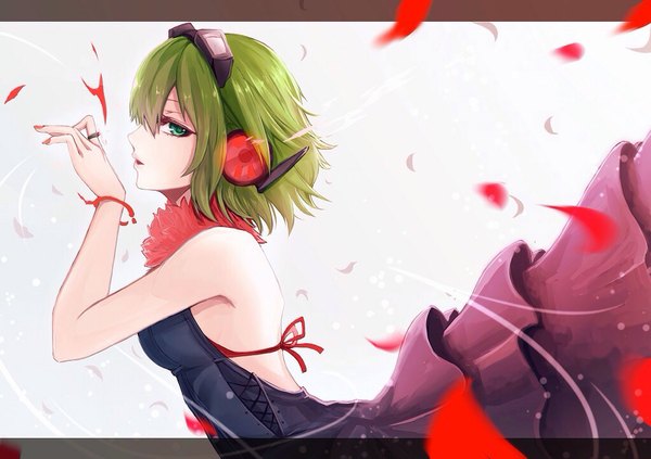 Anime picture 1024x722 with vocaloid gumi yukihama single looking at viewer fringe short hair green eyes nail polish profile green hair goggles on head girl dress headphones black dress jewelry ring goggles