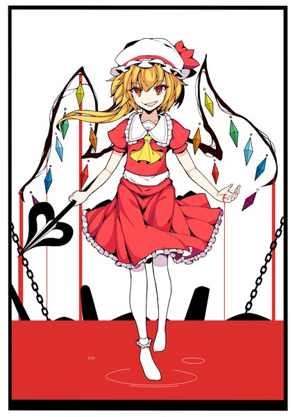 イラスト 850x1200 と 東方 フランドール・スカーレット akiposo2580 ソロ 長髪 長身像 カメラ目線 短い髪 金髪 笑顔 赤い目 no shoes ワンサイドアップ asymmetrical hair ideolo (style) 女の子 スカート 武器 翼 チェーン