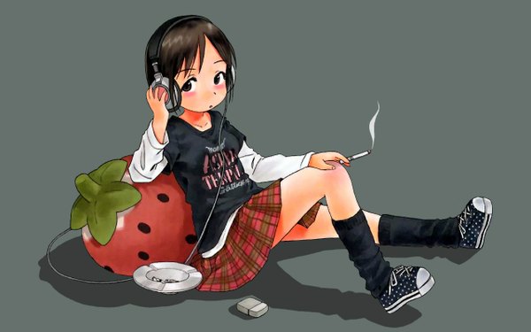 Anime picture 1280x800 with ichigo mashimaro wide image grey background skirt headphones