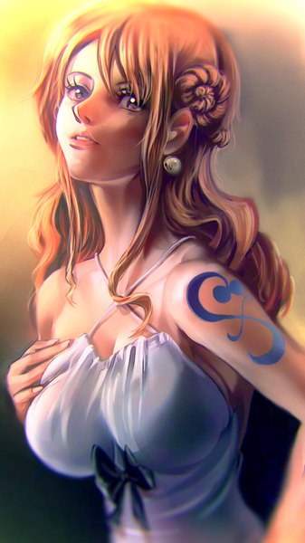Anime-Bild 1128x2005 mit one piece toei animation nami (one piece) k i (ipon) single long hair tall image fringe breasts simple background hair between eyes large breasts bare shoulders payot cleavage upper body parted lips black eyes orange hair tattoo