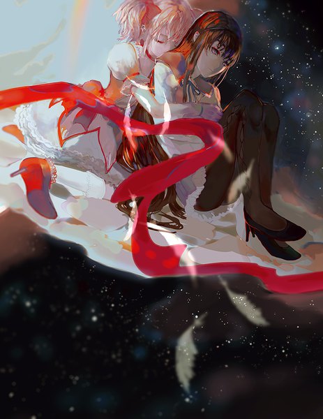 Anime-Bild 773x1000 mit mahou shoujo madoka magica shaft (studio) akemi homura kaname madoka iyumekai long hair tall image short hair black hair twintails multiple girls looking away pink hair eyes closed hug short twintails space hug from behind girl dress