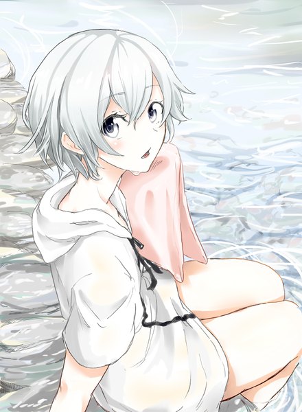 Anime picture 2512x3422 with yahari ore no seishun love comedy wa machigatteiru. brains base (studio) totsuka saika kii (fys-a) single tall image looking at viewer blush fringe highres short hair open mouth hair between eyes sitting holding silver hair bent knee (knees) outdoors looking back arm support