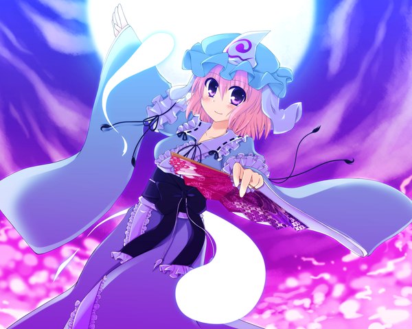 Anime picture 2000x1600 with touhou saigyouji yuyuko fujisaki kaon (artist) single highres short hair purple eyes pink hair long sleeves girl headdress fan