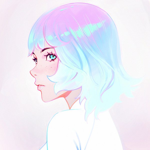 Anime-Bild 1080x1080 mit original ilya kuvshinov single looking at viewer short hair purple hair upper body parted lips profile multicolored hair aqua eyes aqua hair gradient hair pink background freckles girl