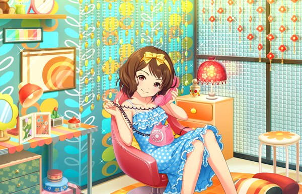 Anime picture 1280x824 with idolmaster idolmaster cinderella girls idolmaster cinderella girls starlight stage nagatomi hasumi single looking at viewer blush short hair smile brown hair sitting bare shoulders brown eyes indoors official art girl dress bow hair bow headband