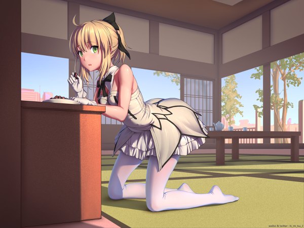 Anime picture 2400x1800 with fate (series) fate/unlimited codes artoria pendragon (all) saber lily tokinohimitsu single long hair looking at viewer fringe highres green eyes bent knee (knees) ponytail shadow leaning no shoes leaning forward sleeveless kneeling white day