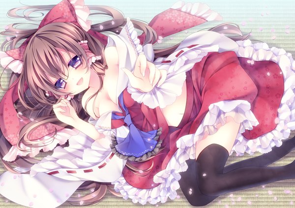 Anime picture 1200x847 with touhou hakurei reimu mikazuki sara long hair looking at viewer blush open mouth brown hair purple eyes bare shoulders traditional clothes miko girl thighhighs dress bow black thighhighs hair bow detached sleeves frills