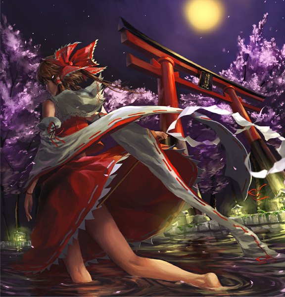 Anime picture 1000x1042 with touhou hakurei reimu yi denka single long hair tall image brown hair holding sky traditional clothes barefoot realistic night bare legs from below wet legs cherry blossoms back light