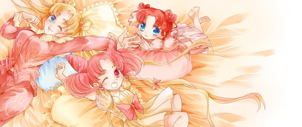 Anime picture 1771x744 with bishoujo senshi sailor moon toei animation tsukino usagi chibiusa chibi chibi maingl looking at viewer blush highres short hair blue eyes blonde hair wide image twintails multiple girls animal ears pink hair bent knee (knees) red hair lying