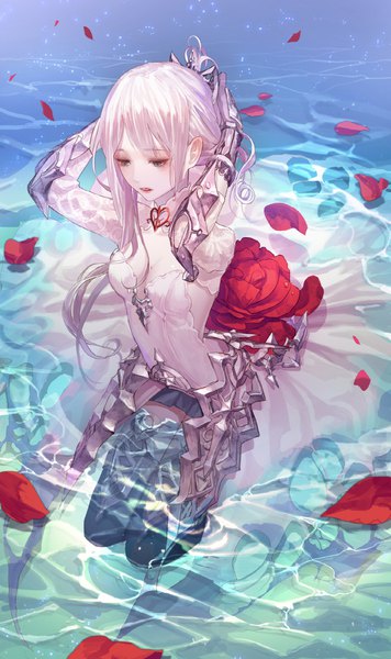 Anime picture 1070x1800 with sinoalice snow white (sinoalice) seol single long hair tall image silver hair bent knee (knees) ponytail parted lips grey eyes kneeling partially submerged looking down arms behind head tying girl dress hair ornament flower (flowers)