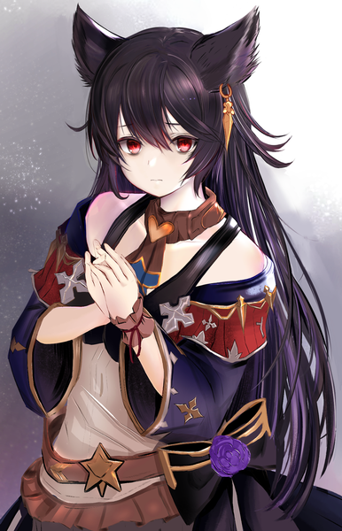 Anime picture 1086x1688 with granblue fantasy nier (granblue fantasy) efuri (riarea00) single long hair tall image looking at viewer fringe black hair hair between eyes red eyes standing animal ears upper body off shoulder grey background wide sleeves gradient background piercing ear piercing