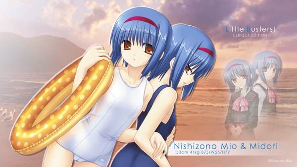 イラスト 1920x1080 と リトルバスターズ! key (studio) nishizono mio nishizono midori na-ga highres 短い髪 light erotic 赤い目 wide image multiple girls 青い髪 inscription 壁紙 magic 女の子 2人女子 水着 ヘアバンド ワンピース水着