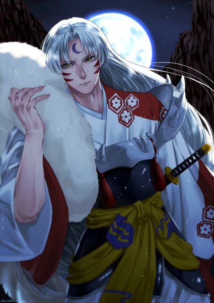 Anime picture 709x1000 with inuyasha sesshomaru muneharu single long hair tall image looking at viewer fringe standing yellow eyes silver hair outdoors traditional clothes japanese clothes fingernails wind night wide sleeves night sky fur trim