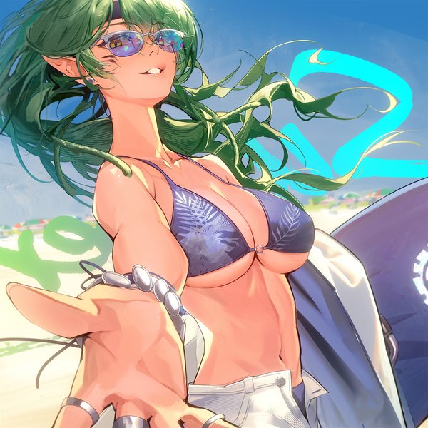 Anime-Bild 1500x1500 mit arknights gavial (arknights) gavial the invincible (arknights) gavial the invincible (holiday) (arknights) drive shot single long hair looking at viewer breasts light erotic smile large breasts standing yellow eyes upper body outdoors green hair pointy ears beach grin